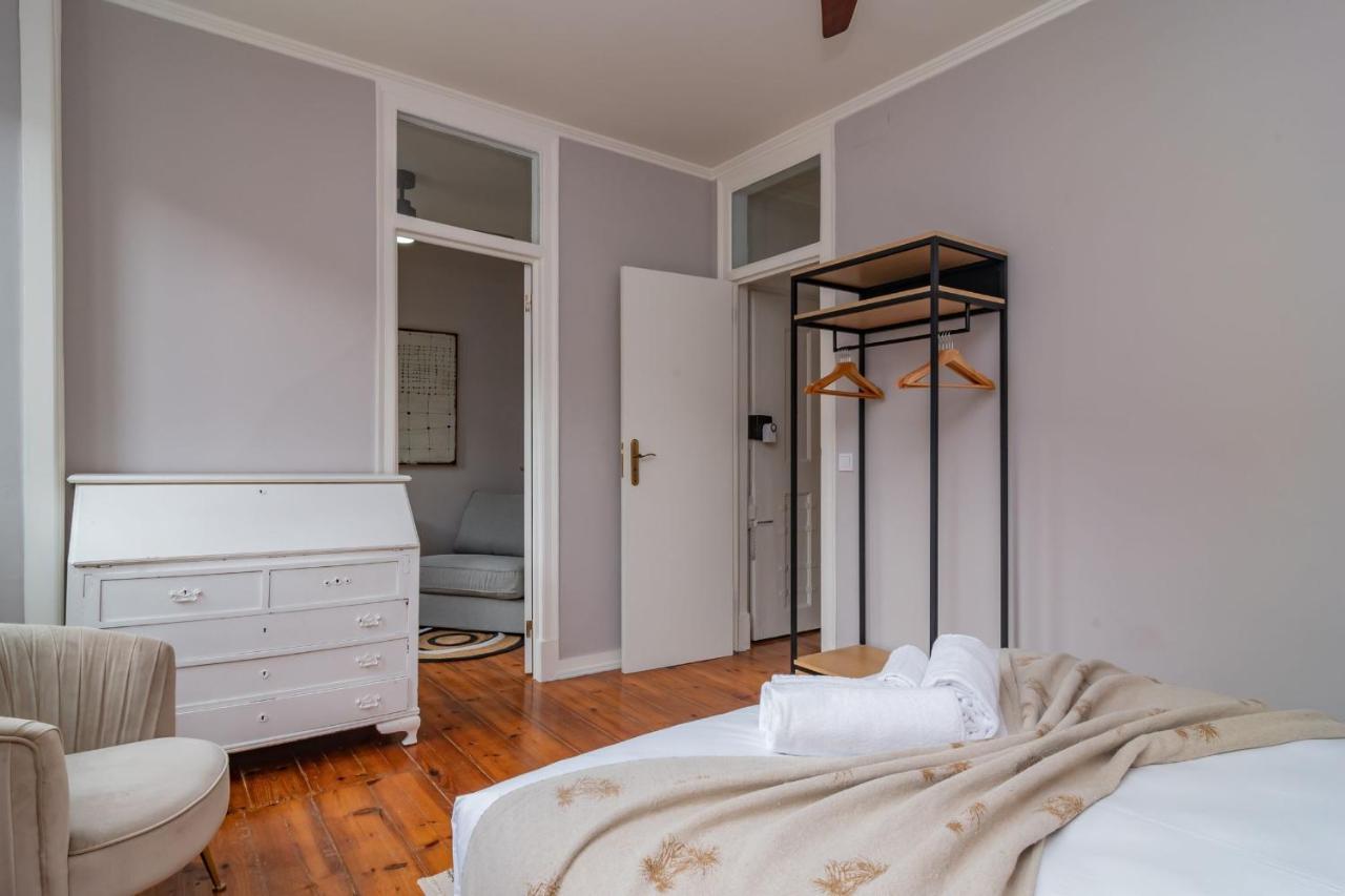 Charming Tram 28 Apartment By Lovelystay Лиссабон Экстерьер фото